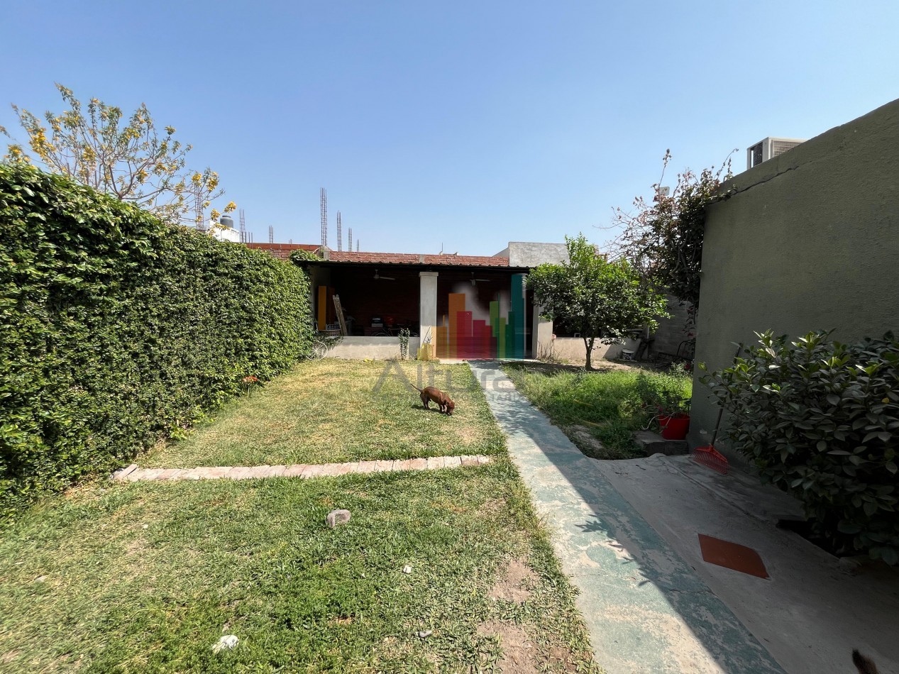 SE VENDE CASA EN BARRIO CIELO DEL SUR 